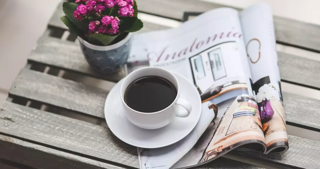 café sur un magazine